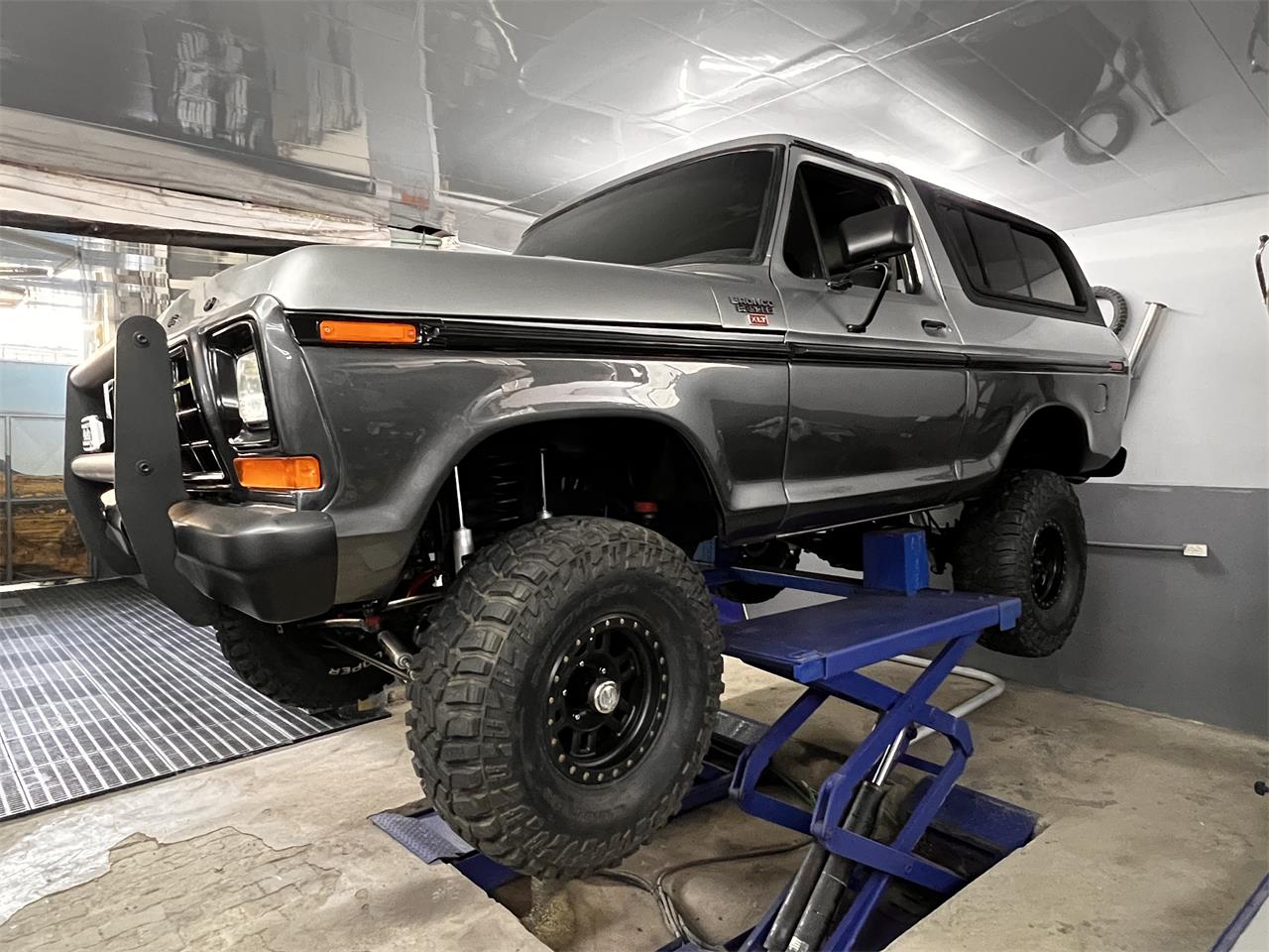 Ford-Bronco-1978-TWO-TONE-GREY-BLACK-74