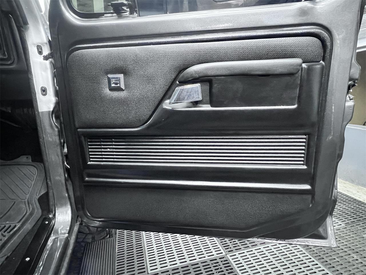 Ford-Bronco-1978-TWO-TONE-GREY-BLACK-82