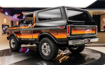 Ford-Bronco-1979-Black-Black-ampamp-Gray-17
