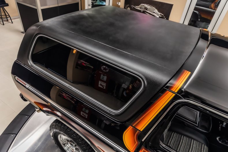 Ford-Bronco-1979-Black-Black-ampamp-Gray-25