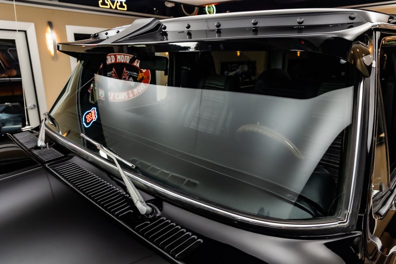 Ford-Bronco-1979-Black-Black-ampamp-Gray-28