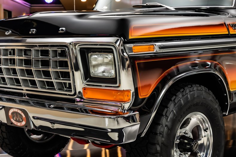 Ford-Bronco-1979-Black-Black-ampamp-Gray-30