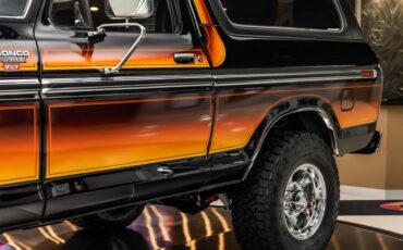 Ford-Bronco-1979-Black-Black-ampamp-Gray-31