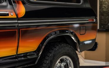 Ford-Bronco-1979-Black-Black-ampamp-Gray-32