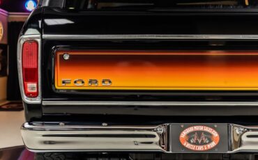 Ford-Bronco-1979-Black-Black-ampamp-Gray-34