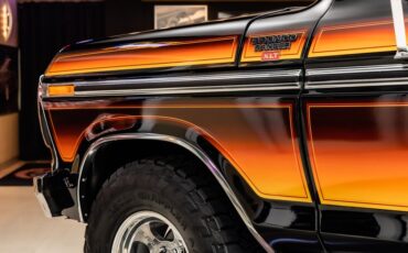 Ford-Bronco-1979-Black-Black-ampamp-Gray-37
