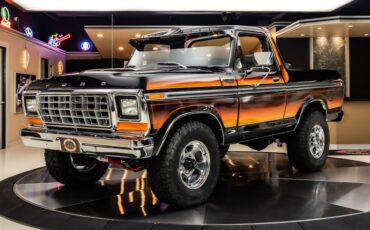 Ford-Bronco-1979-Black-Black-ampamp-Gray-4