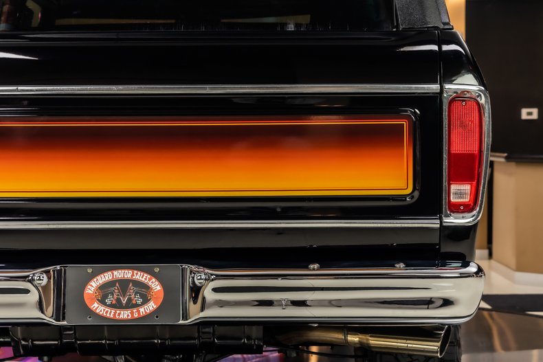 Ford-Bronco-1979-Black-Black-ampamp-Gray-42