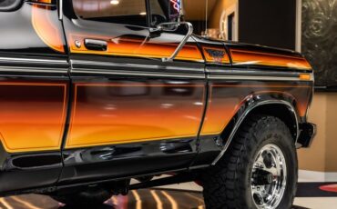 Ford-Bronco-1979-Black-Black-ampamp-Gray-44