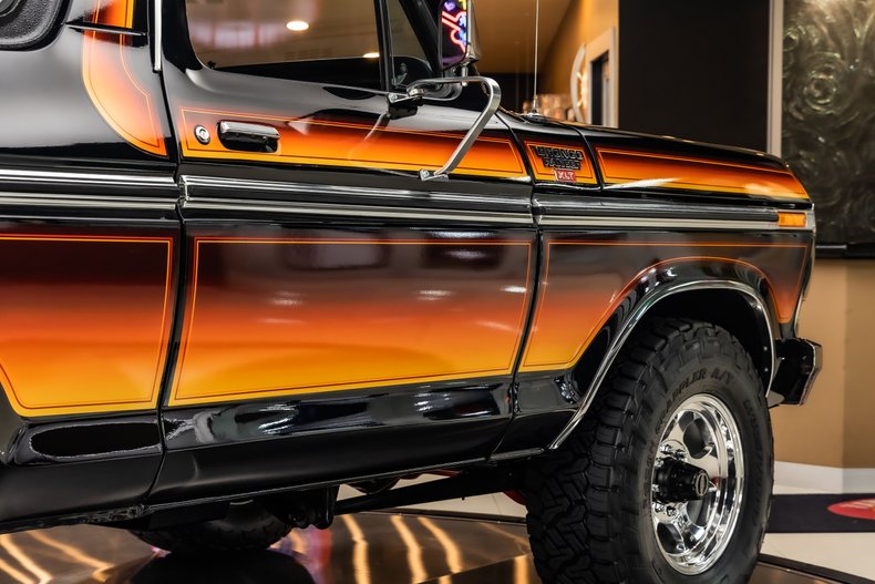 Ford-Bronco-1979-Black-Black-ampamp-Gray-44