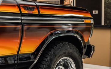 Ford-Bronco-1979-Black-Black-ampamp-Gray-45