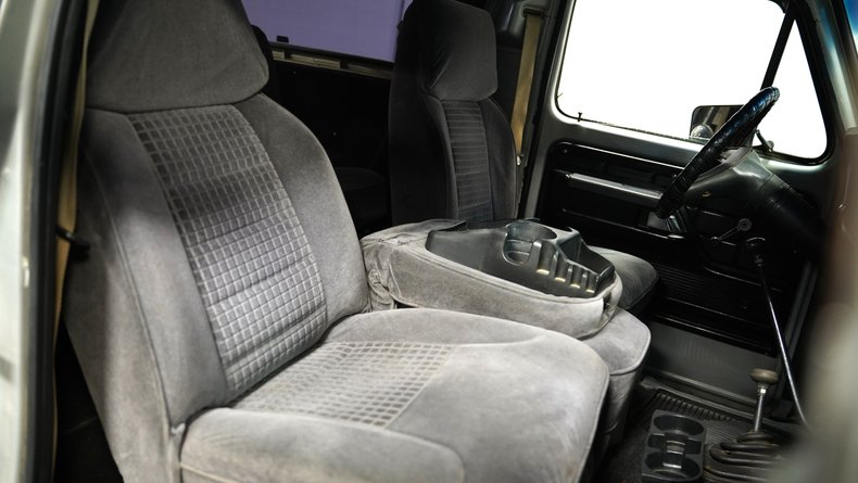 Ford-Bronco-1979-Black-Gray-10