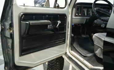 Ford-Bronco-1979-Black-Gray-2