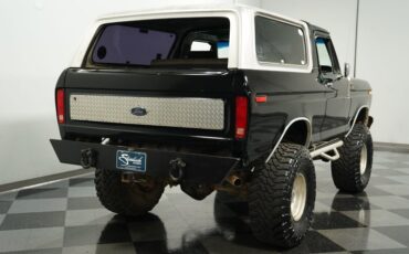 Ford-Bronco-1979-Black-Gray-21