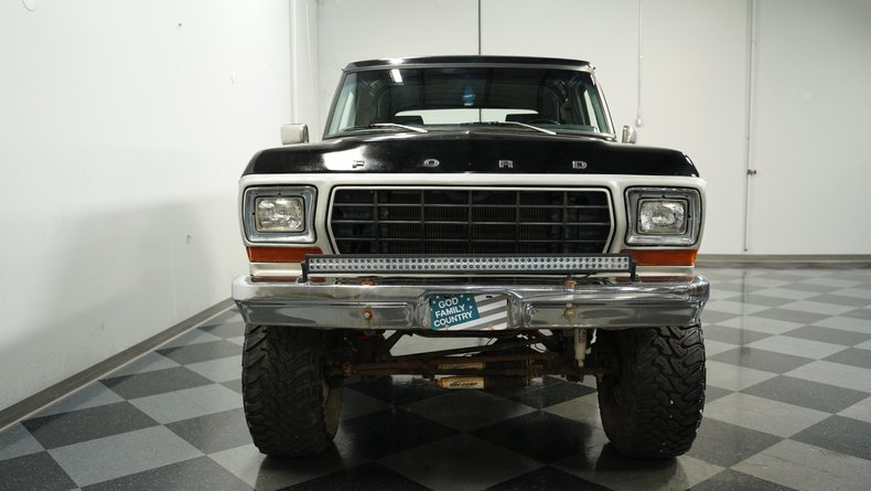 Ford-Bronco-1979-Black-Gray-26