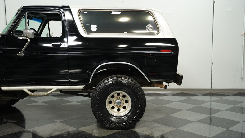 Ford-Bronco-1979-Black-Gray-31