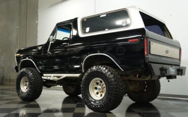 Ford-Bronco-1979-Black-Gray-32