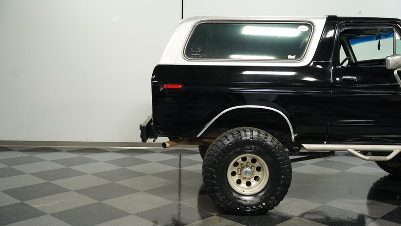 Ford-Bronco-1979-Black-Gray-36