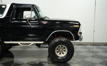 Ford-Bronco-1979-Black-Gray-37