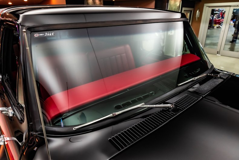 Ford-Bronco-1979-Black-Red-22