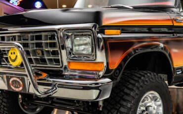 Ford-Bronco-1979-Black-Red-26