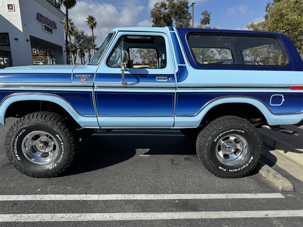 Ford-Bronco-1979-Blue-Blue-2