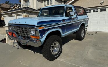 Ford-Bronco-1979-Blue-Blue