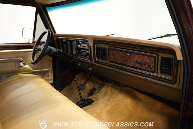 Ford-Bronco-1979-Brown-Beige-10