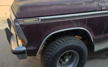 Ford-Bronco-1979-Custom