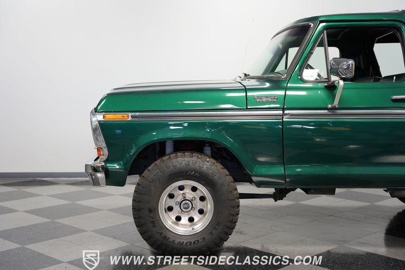 Ford-Bronco-1979-Green-Metallic-Green-12
