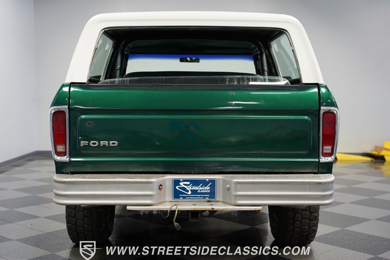 Ford-Bronco-1979-Green-Metallic-Green-14