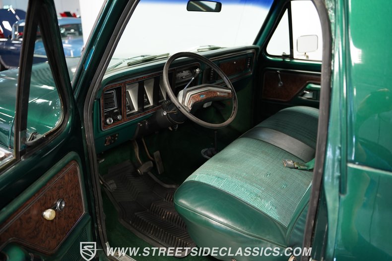 Ford-Bronco-1979-Green-Metallic-Green-20