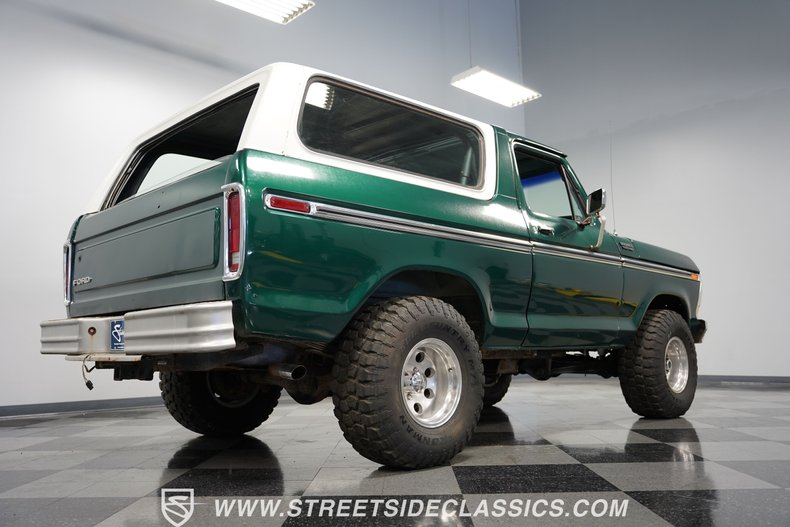Ford-Bronco-1979-Green-Metallic-Green-23