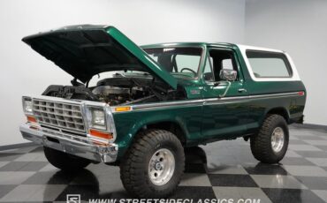 Ford-Bronco-1979-Green-Metallic-Green-27