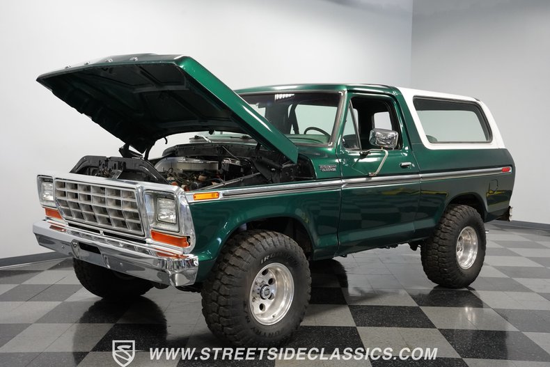 Ford-Bronco-1979-Green-Metallic-Green-27
