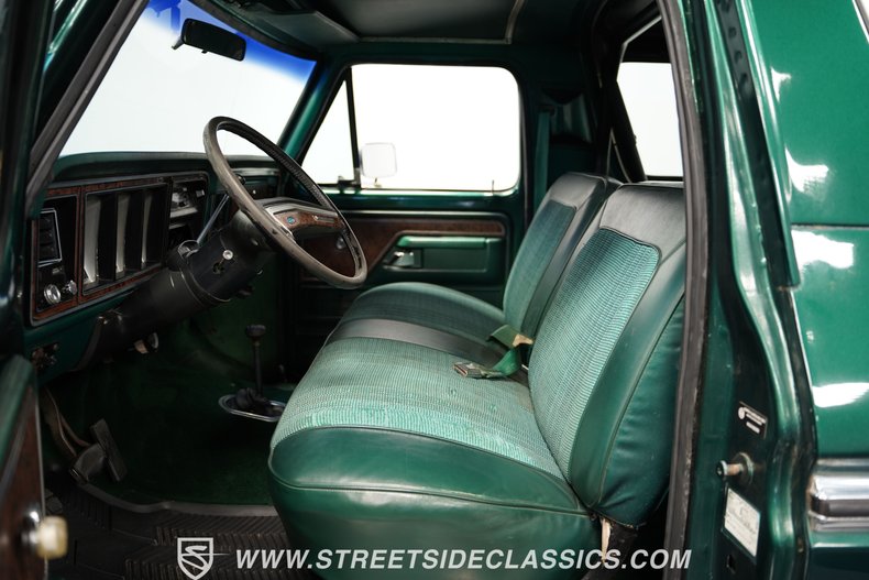 Ford-Bronco-1979-Green-Metallic-Green-34