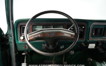 Ford-Bronco-1979-Green-Metallic-Green-35