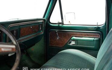 Ford-Bronco-1979-Green-Metallic-Green-39