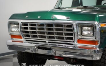 Ford-Bronco-1979-Green-Metallic-Green-43