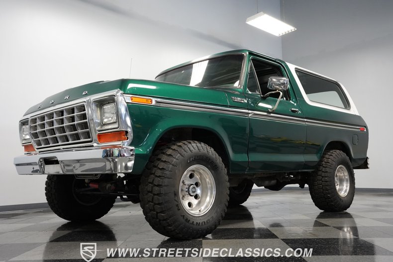 Ford-Bronco-1979-Green-Metallic-Green-45