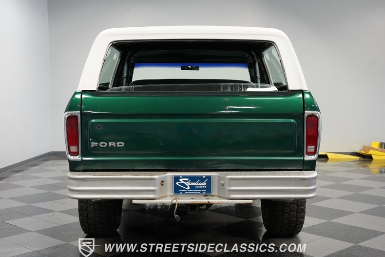 Ford-Bronco-1979-Green-Metallic-Green-8