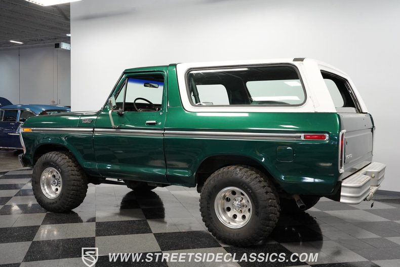 Ford-Bronco-1979-Green-Metallic-Green
