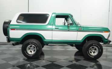 Ford-Bronco-1979-Green-Plaid-11