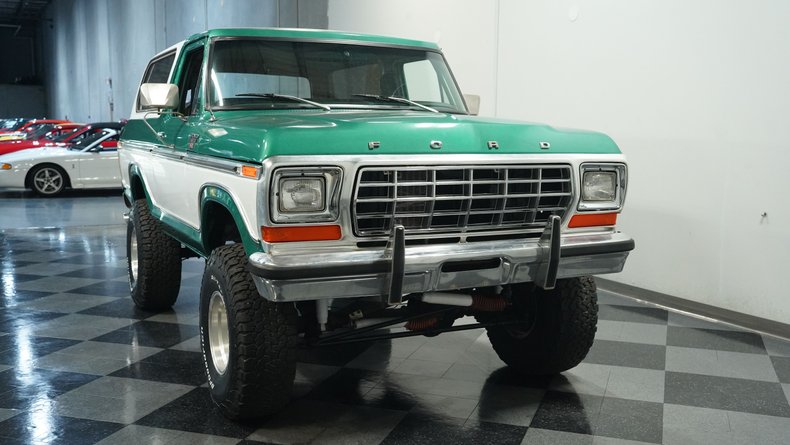 Ford-Bronco-1979-Green-Plaid-13