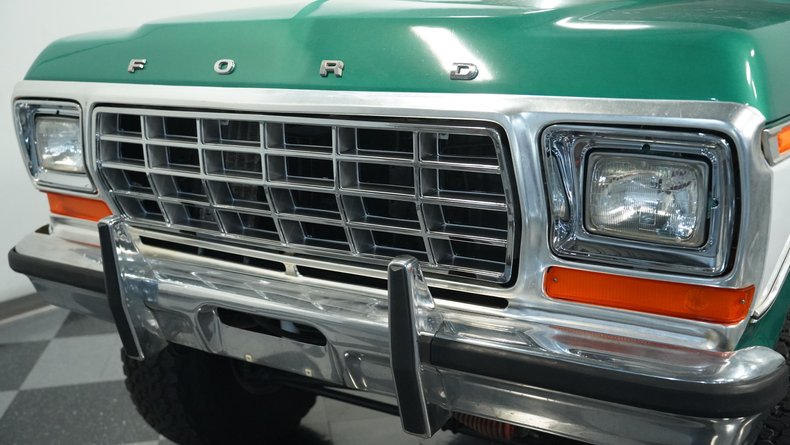 Ford-Bronco-1979-Green-Plaid-16