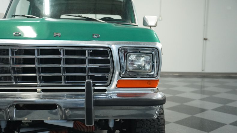 Ford-Bronco-1979-Green-Plaid-17