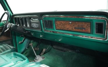 Ford-Bronco-1979-Green-Plaid-21