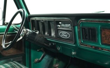 Ford-Bronco-1979-Green-Plaid-22