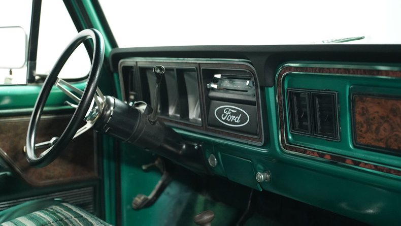 Ford-Bronco-1979-Green-Plaid-22