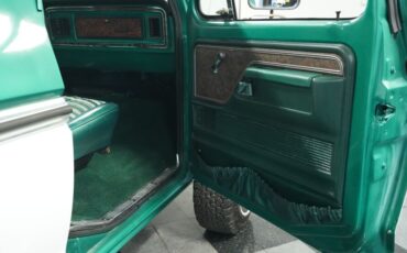 Ford-Bronco-1979-Green-Plaid-25